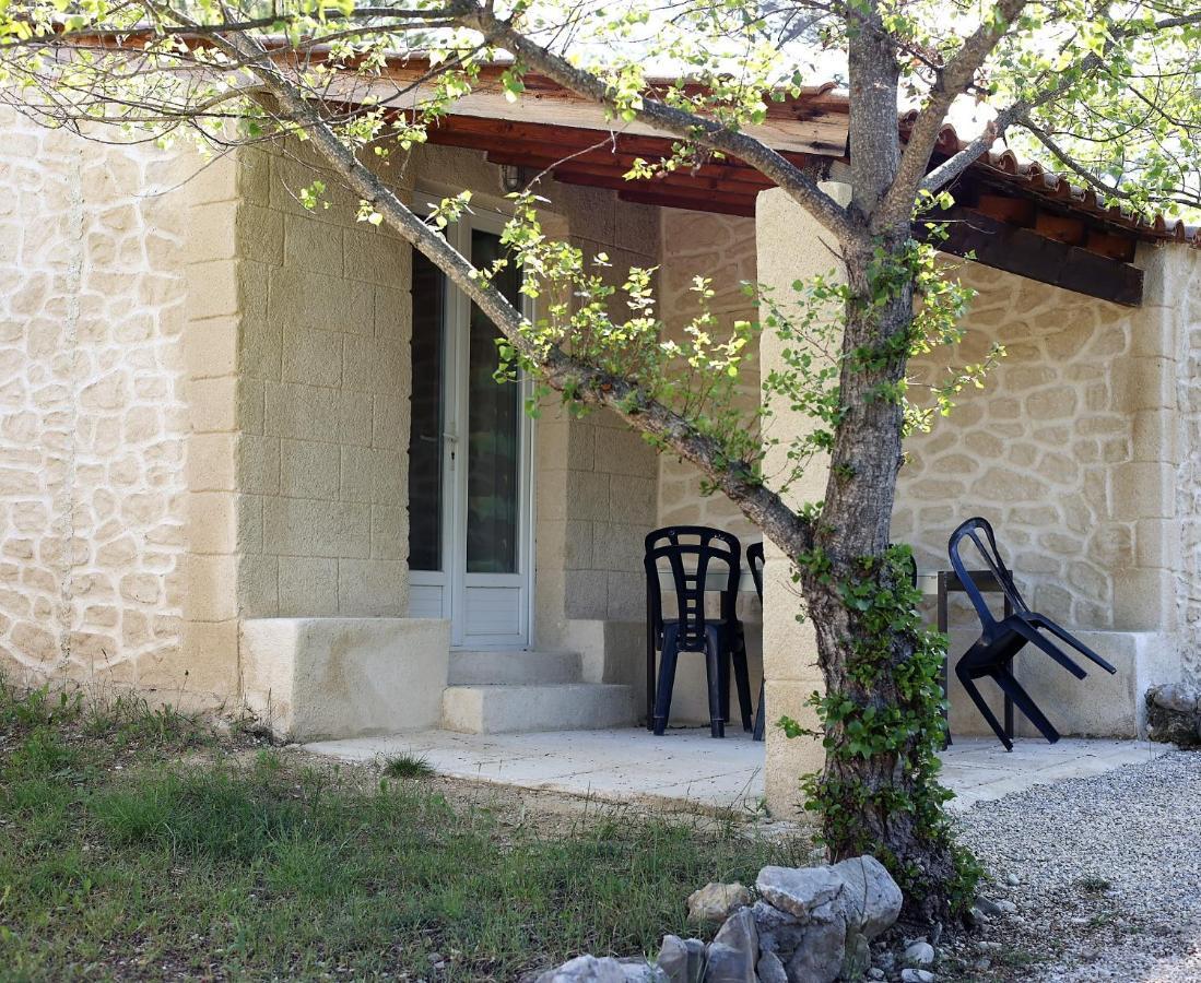Domaine De Bois Joli Villa Buis-les-Baronnies Buitenkant foto