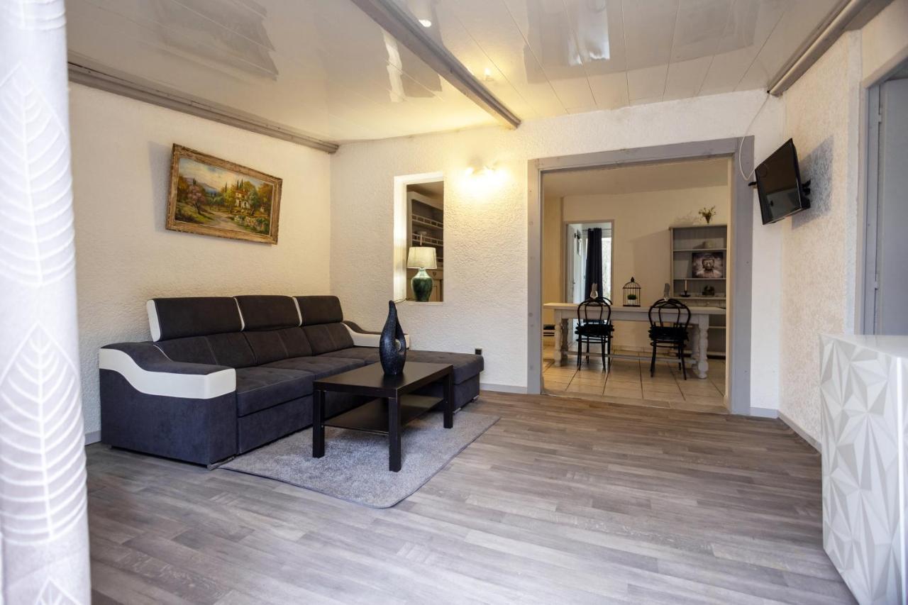 Domaine De Bois Joli Villa Buis-les-Baronnies Buitenkant foto